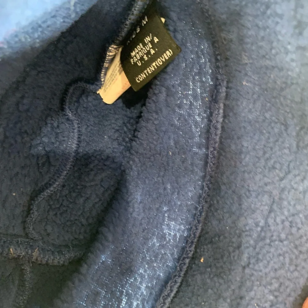 Patagonia Kids Navy Fleece Hat For Cold Weather.